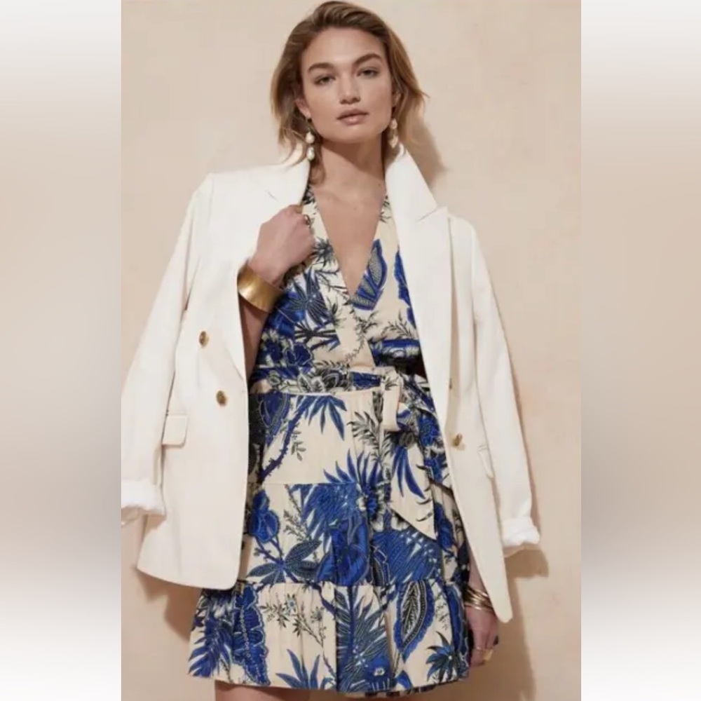 Banana republic dress blue and beige tropical - small
